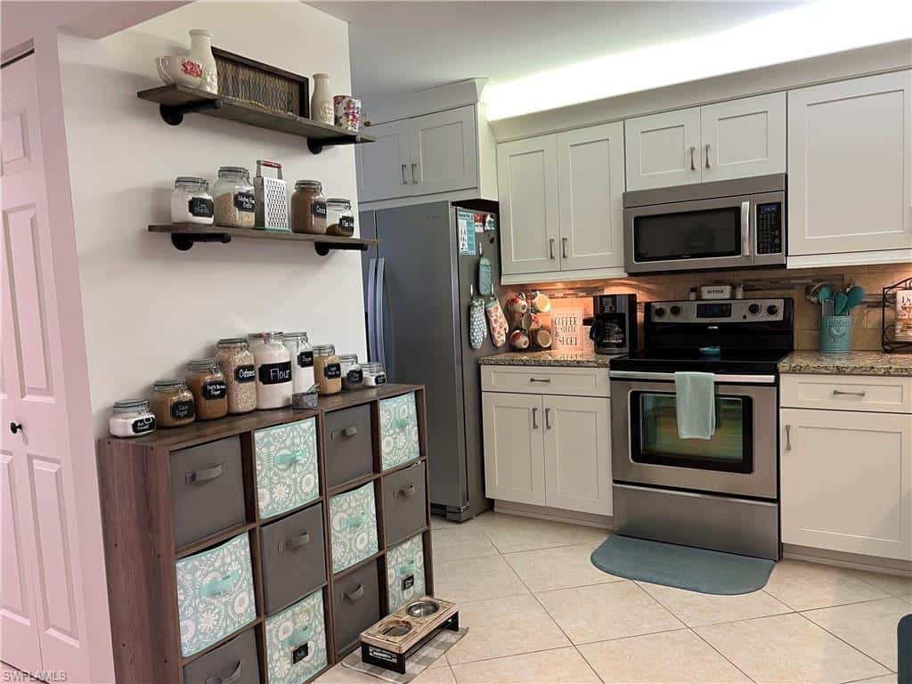 1140 Sarah Jean Cir #205, Naples, photo 21