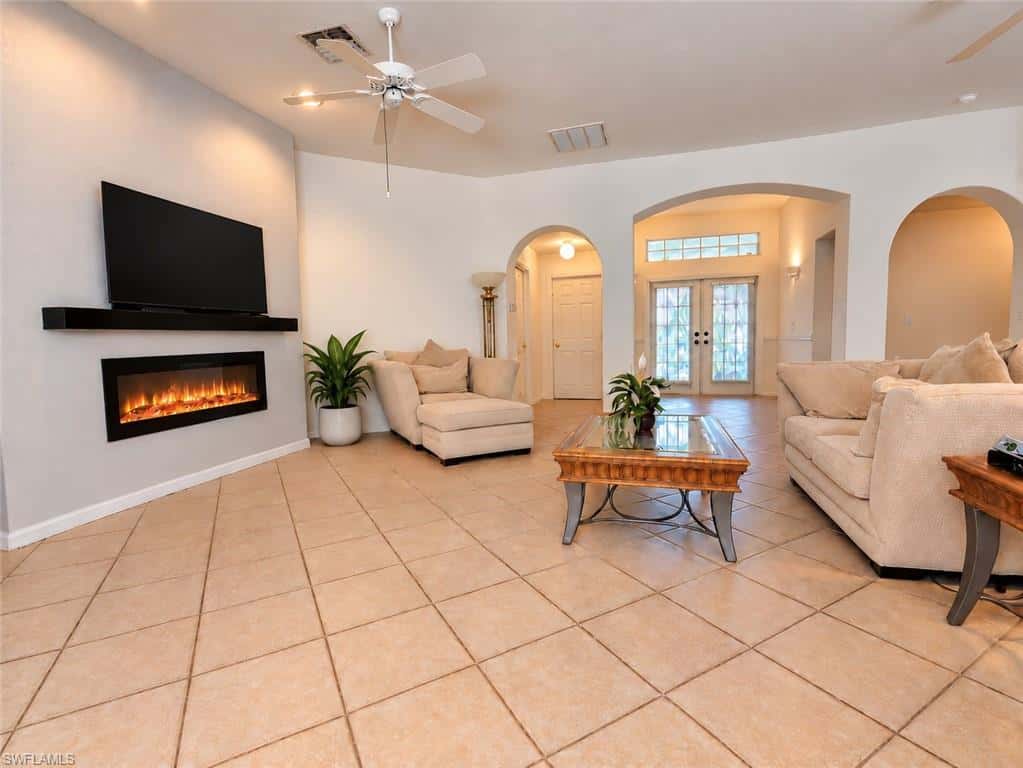 2106 52nd Ter, Cape Coral, photo 5