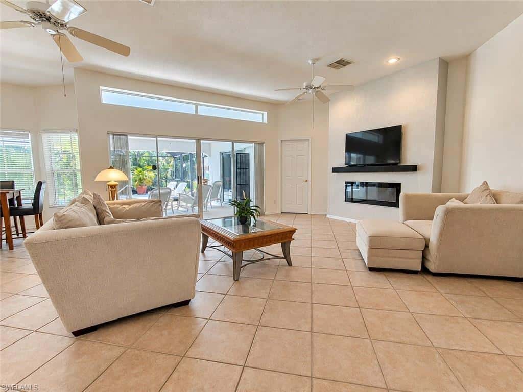 2106 52nd Ter, Cape Coral, photo 4