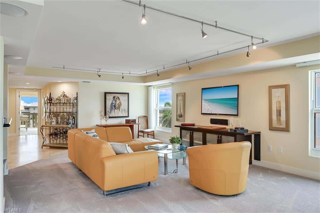 1275 Gulf Shore Blvd #601, Naples, photo 4