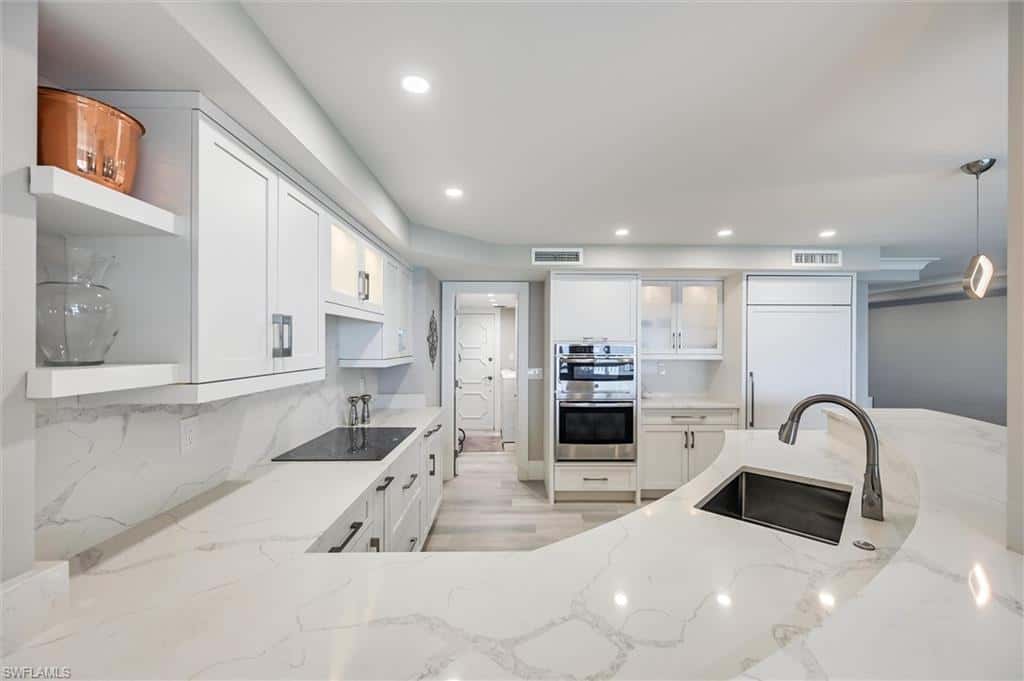 1275 Gulf Shore Blvd #602, Naples, photo 7