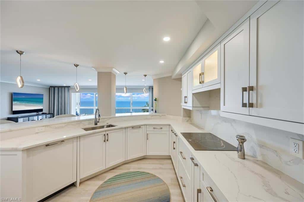 1275 Gulf Shore Blvd #602, Naples, photo 5