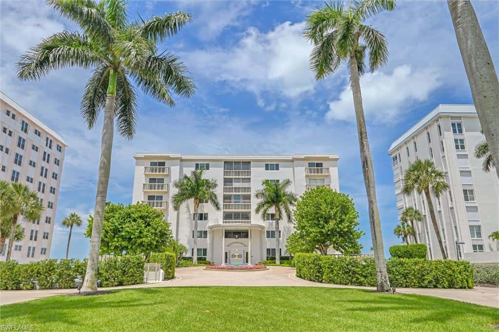 1275 Gulf Shore Blvd #602, Naples, photo 30