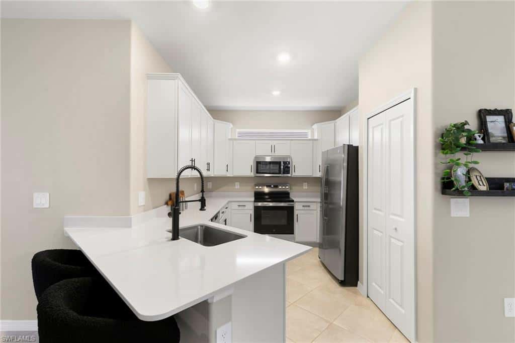 2340 Dragonfruit Way, Naples, photo 6
