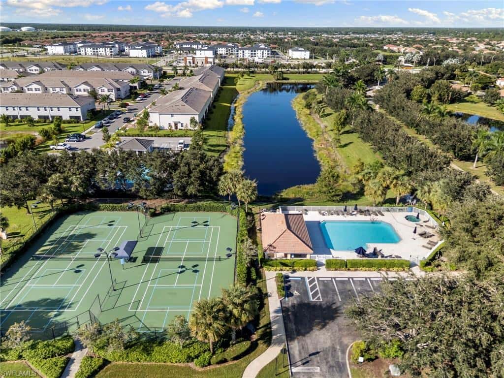2340 Dragonfruit Way, Naples, photo 35