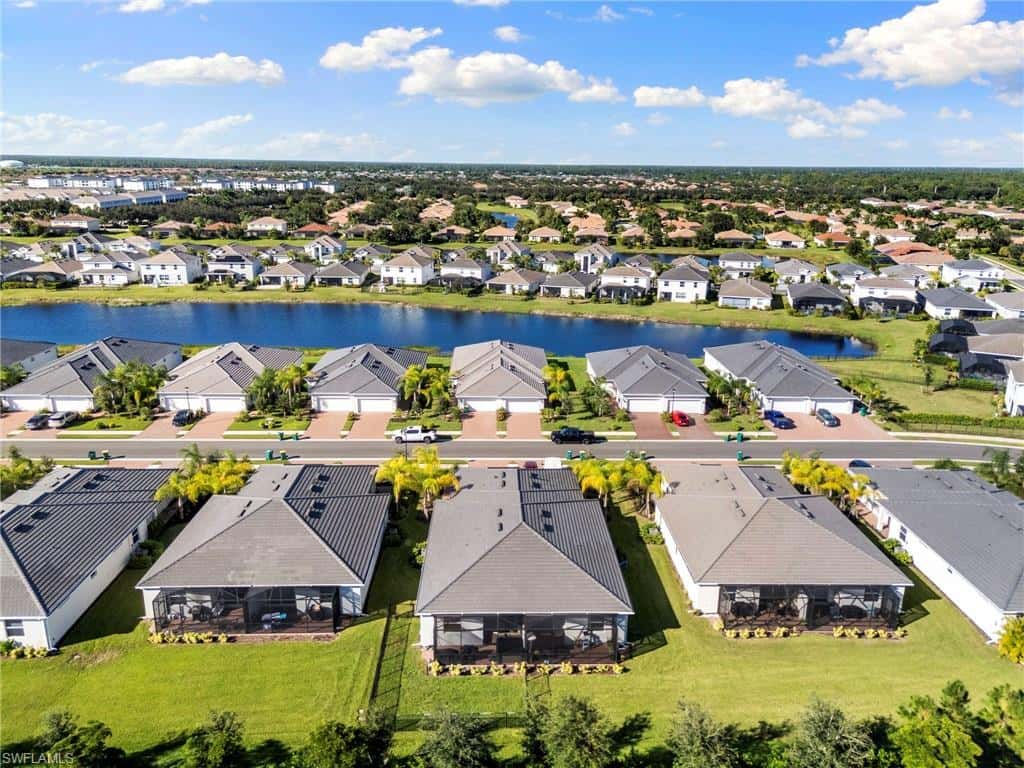 2340 Dragonfruit Way, Naples, photo 31