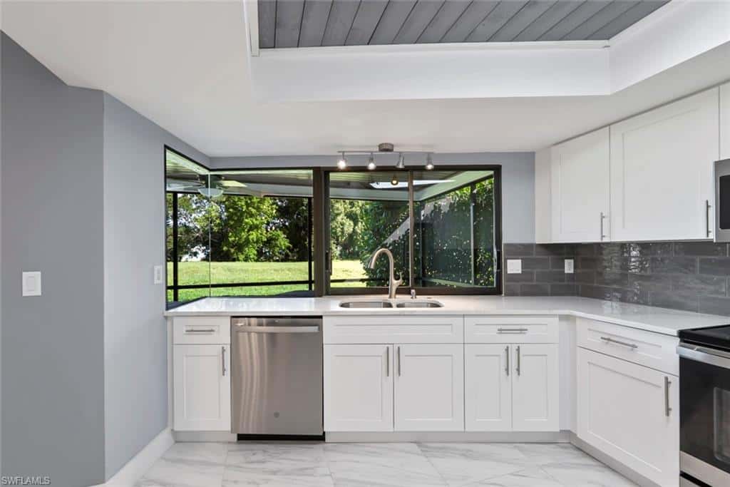 183 Round Key Cir #d4, Naples, photo 4