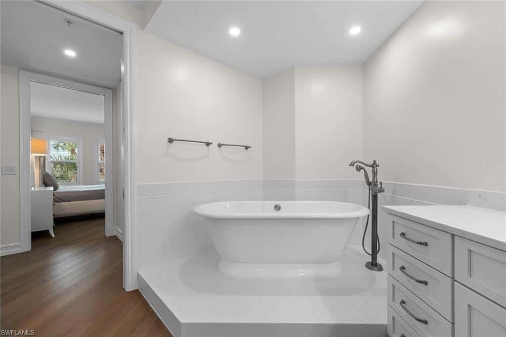 5663 Baltusrol Ct #2b, Sanibel, photo 30