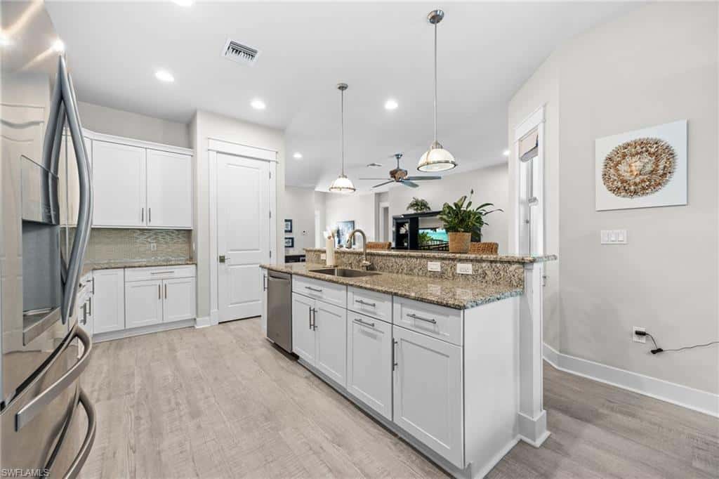 8702 Lakefront Ct, Fort Myers, photo 13