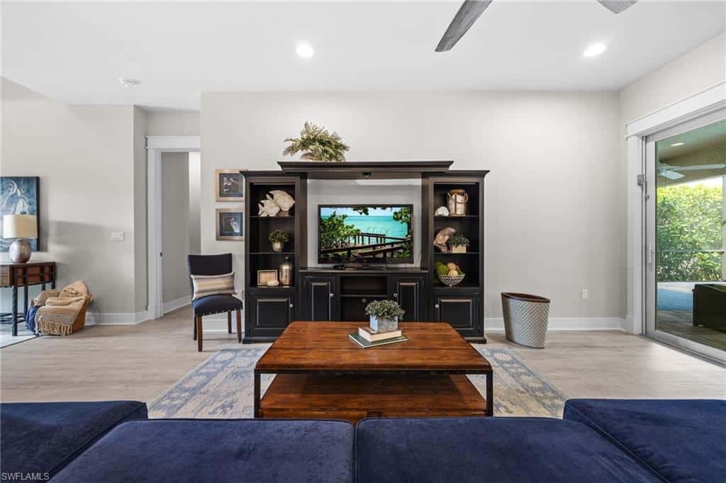 8702 Lakefront Ct, Fort Myers, photo 8