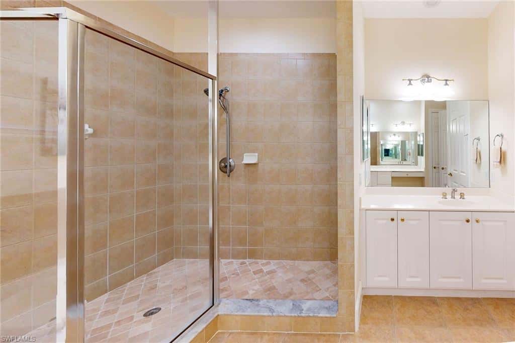 9086 Cascada Way #202, Naples, photo 15