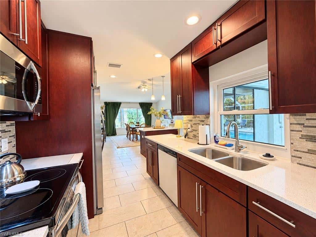 1535 Ultramarine Ln, Punta Gorda, photo 15