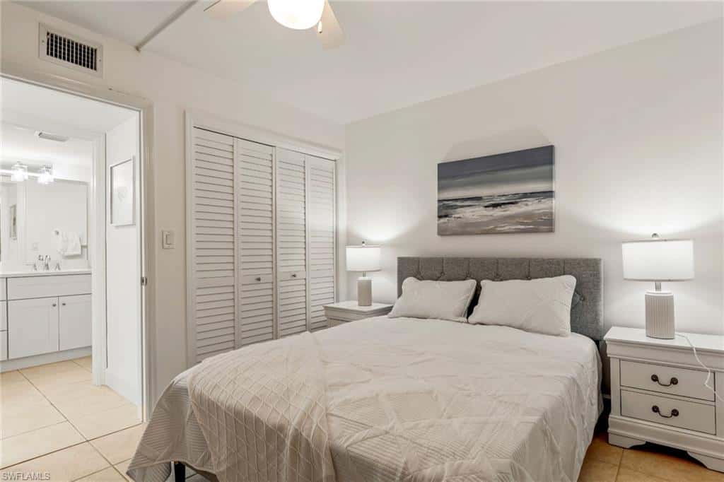 900 8th Ave #102, Naples, photo 9