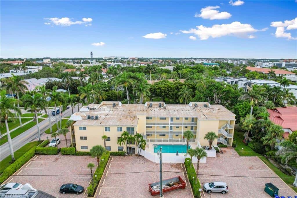 900 8th Ave #102, Naples, photo 14