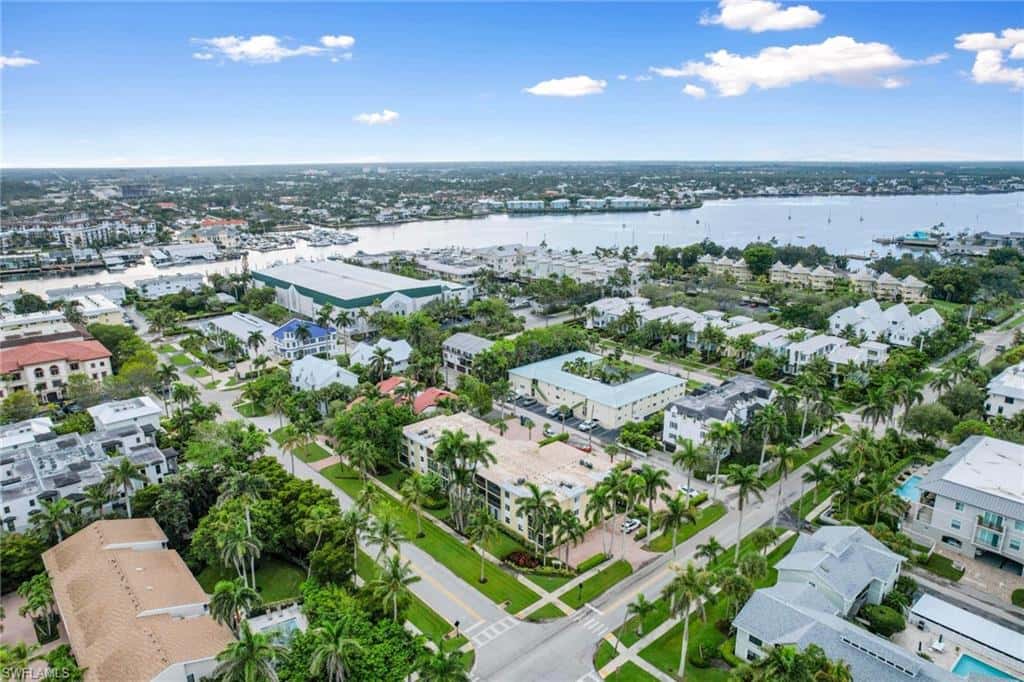 900 8th Ave #102, Naples, photo 15