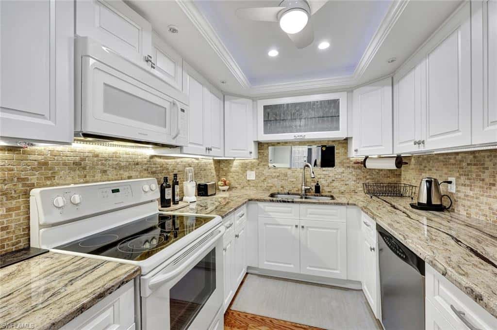 955 Palm View Dr #307, Naples, photo 4