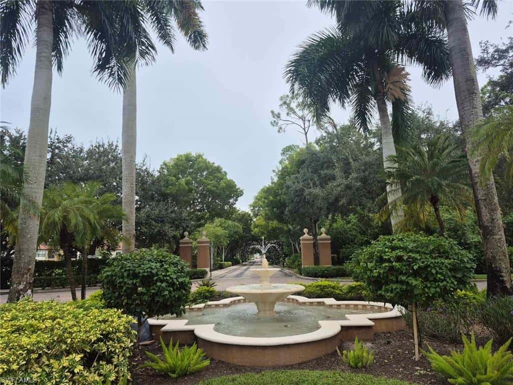1220 Reserve Way #107, Naples, photo 32