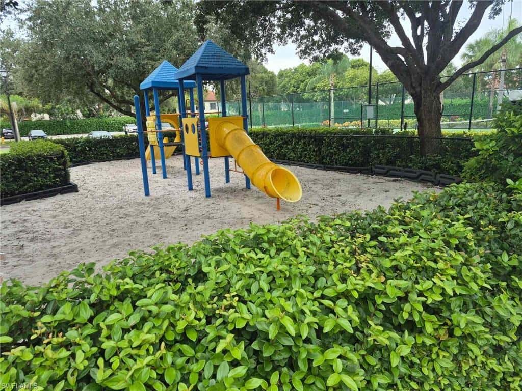 1220 Reserve Way #107, Naples, photo 40
