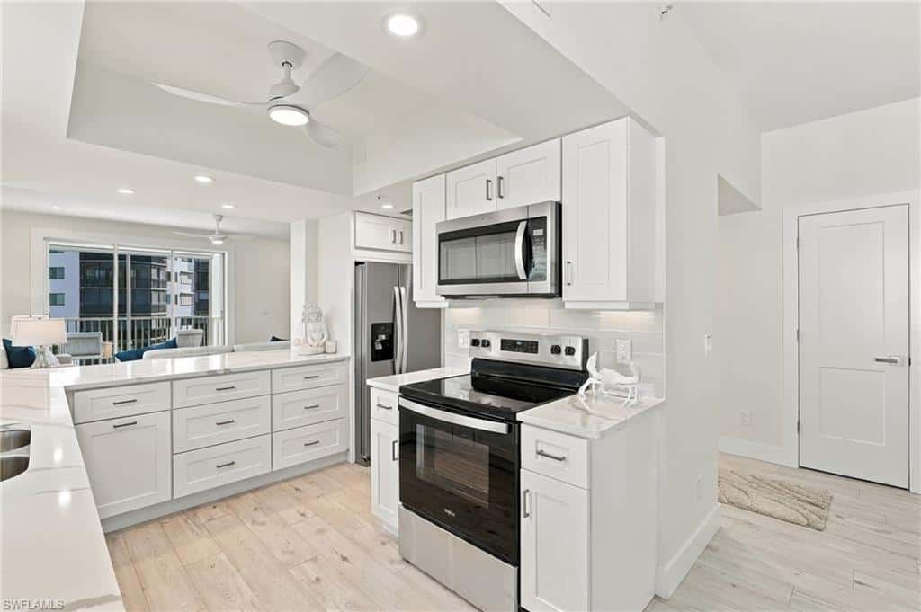 4331 Bay Beach Ln #651, Fort Myers Beach, photo 17