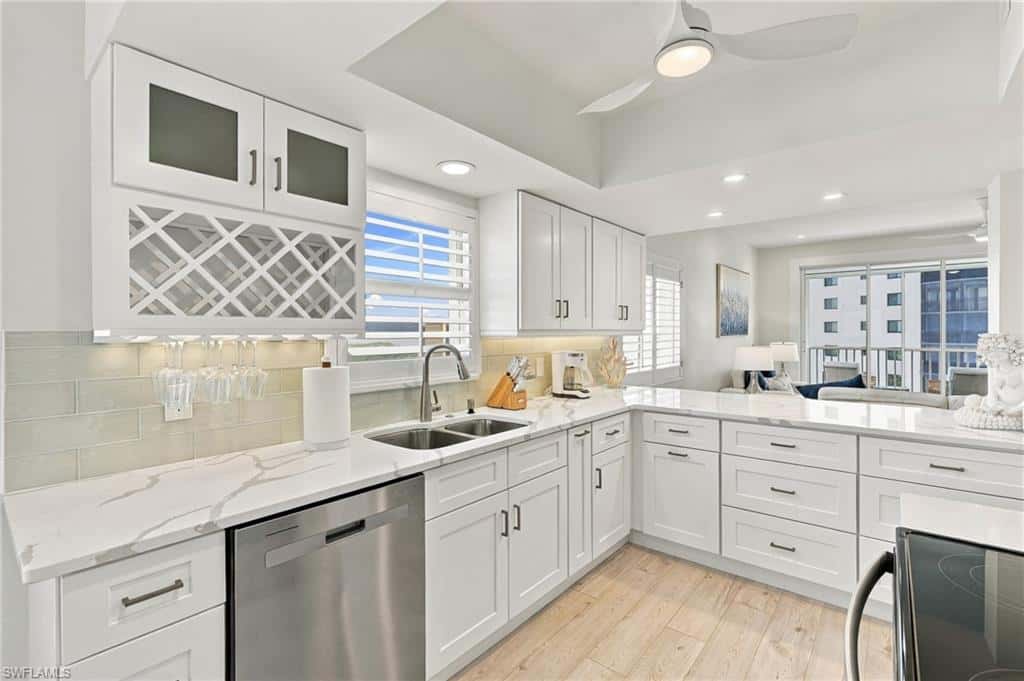 4331 Bay Beach Ln #651, Fort Myers Beach, photo 16