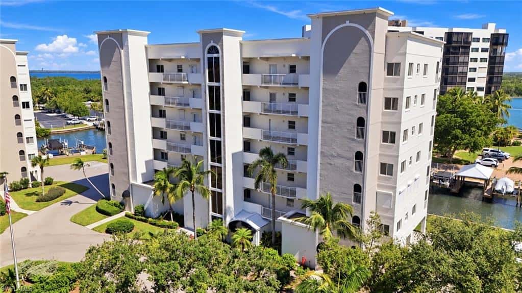 4331 Bay Beach Ln #651, Fort Myers Beach, photo 12