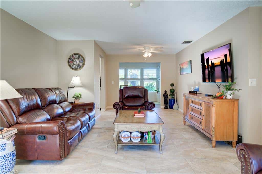 1037 Forest Lakes Dr #8d, Naples, photo 7