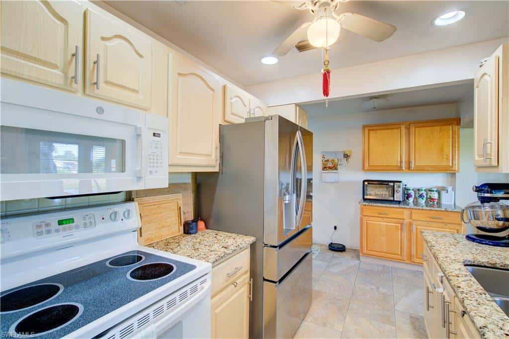 1037 Forest Lakes Dr #8d, Naples, photo 15