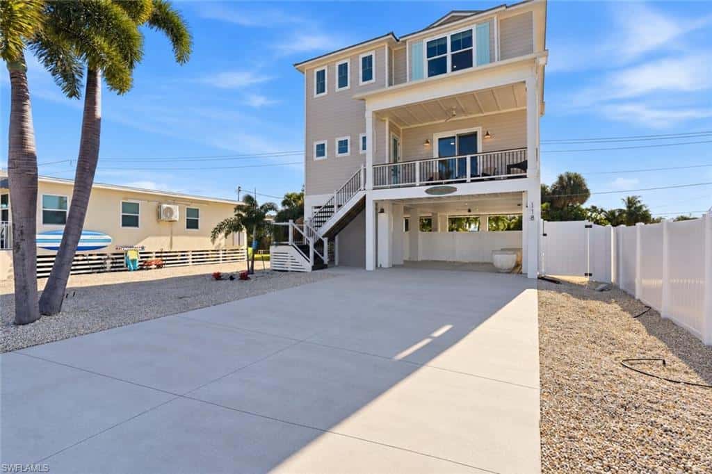 118 Fairweather Ln, Fort Myers Beach, photo 6