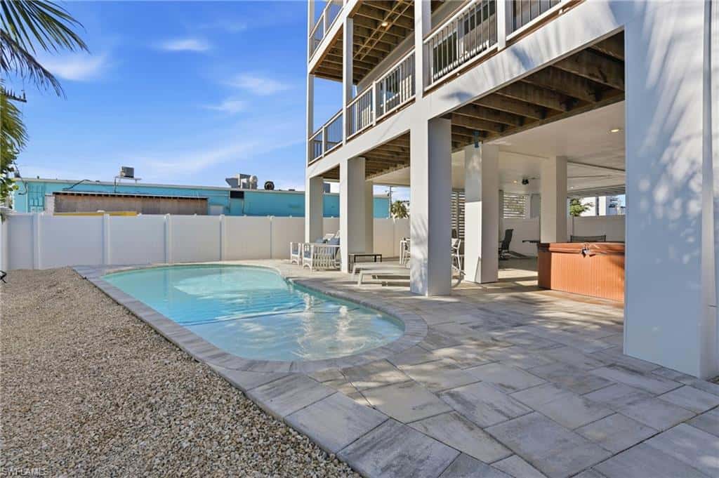 118 Fairweather Ln, Fort Myers Beach, photo 25
