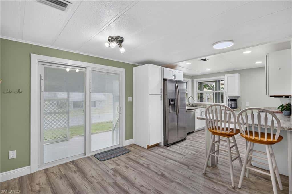 125 Kim Dr, Naples, photo 7