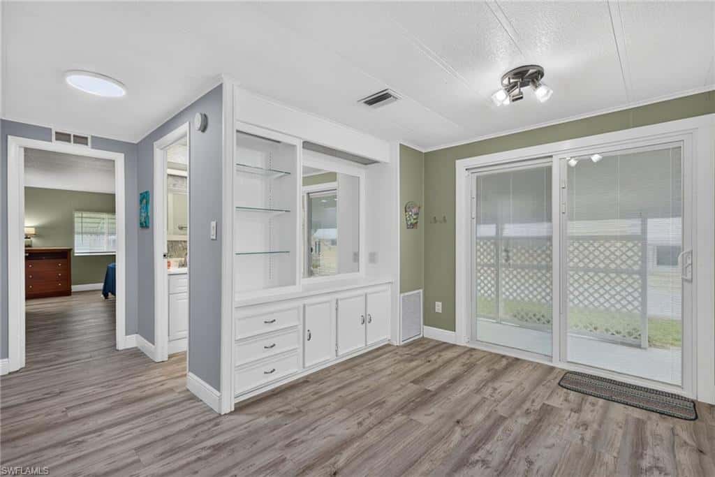 125 Kim Dr, Naples, photo 5