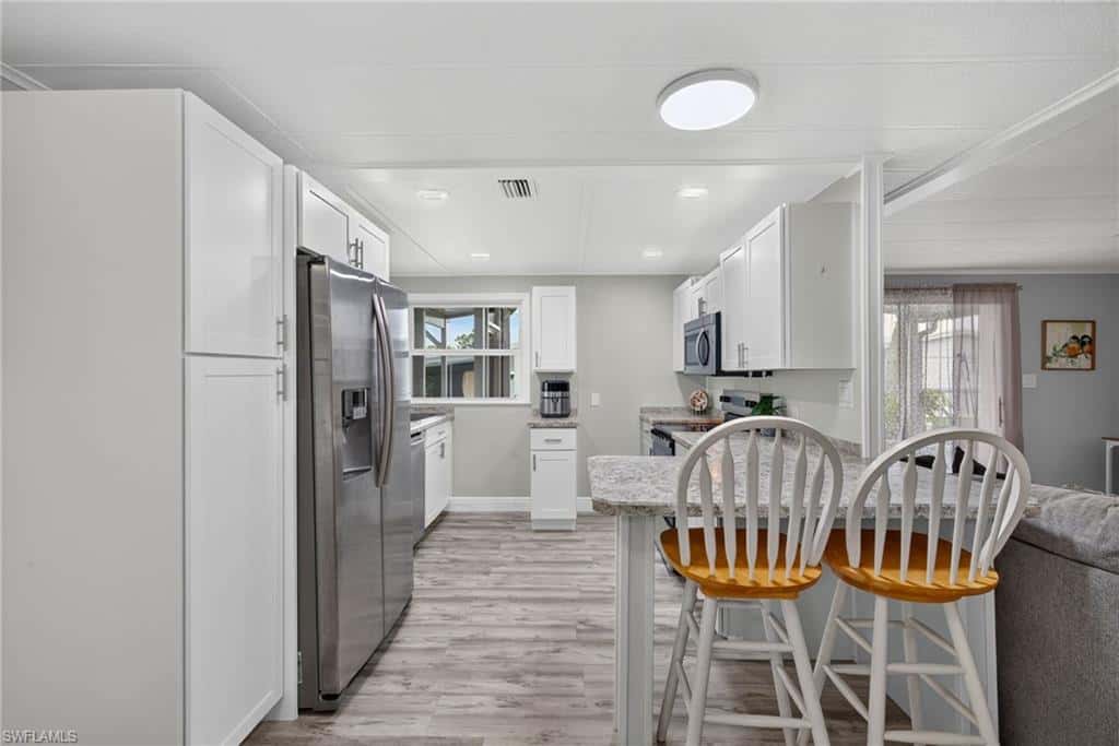 125 Kim Dr, Naples, photo 8