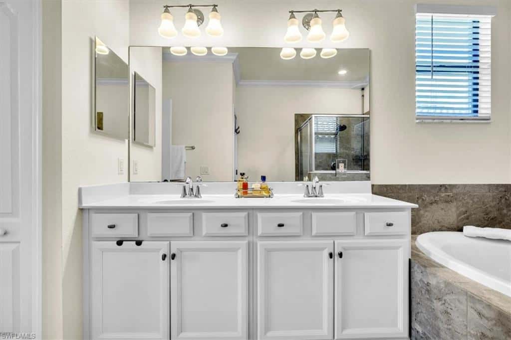 11914 Silver Cobblestone Way, Fort Myers, photo 21