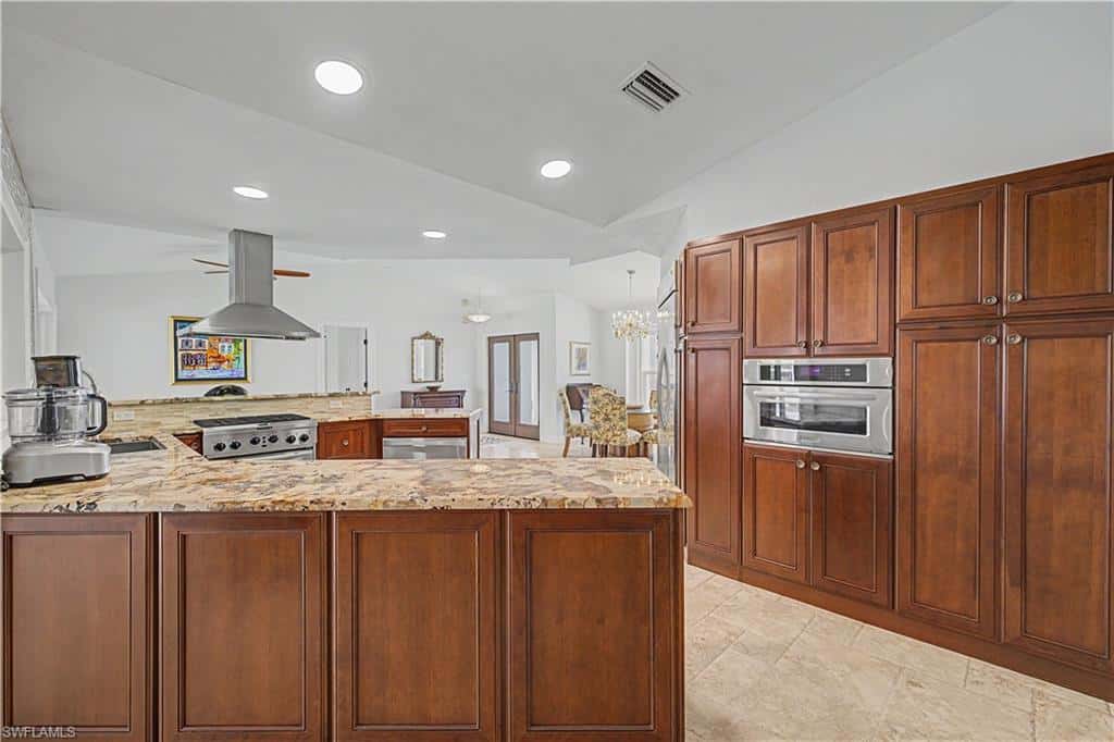 1813 49th Ter, Cape Coral, photo 13