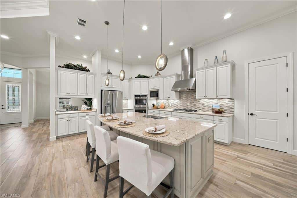 9021 Sorreno Ct, Naples, photo 10