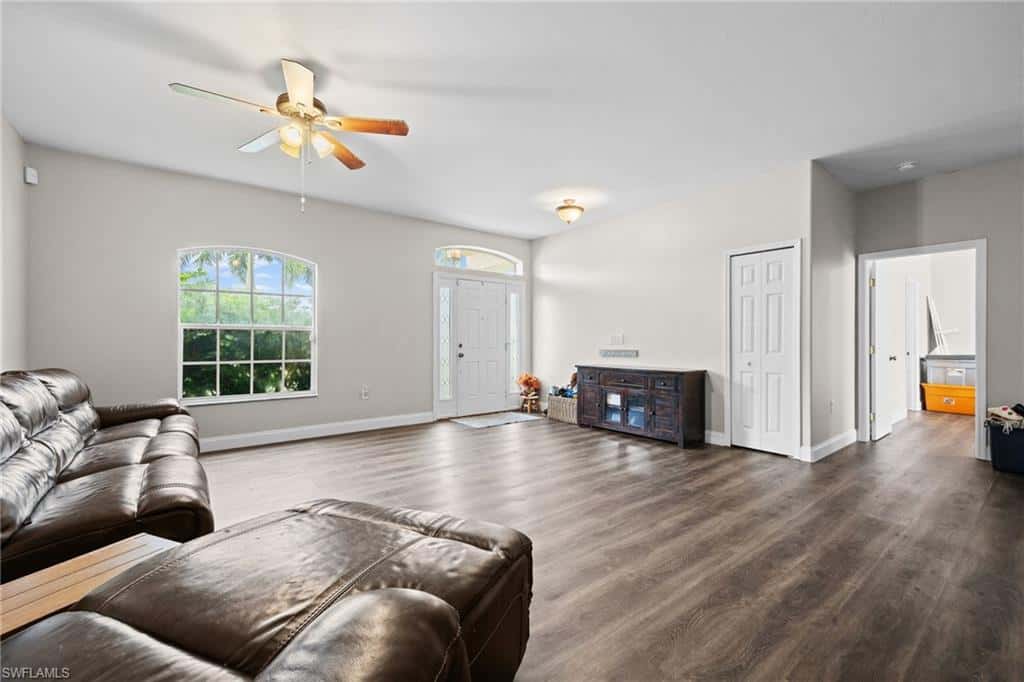 15752 Sunny Crest Ln, Fort Myers, photo 5