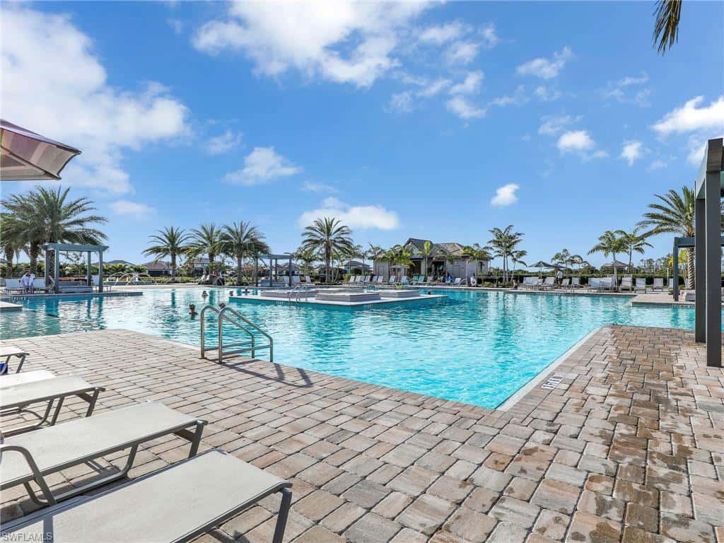18278 Ridgeline Dr, Estero, photo 43
