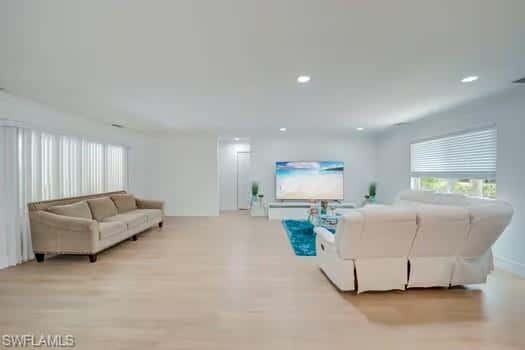 27153 Edenbridge Ct, Bonita Springs, photo 4
