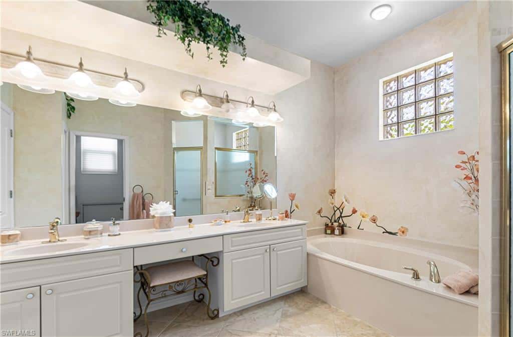 8026 Tiger Palm Way, Fort Myers, photo 14