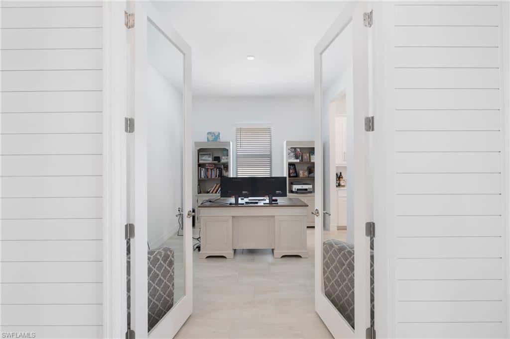 13682 Blue Bay Cir, Fort Myers, photo 23