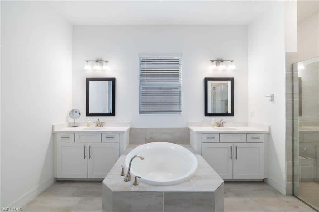 13682 Blue Bay Cir, Fort Myers, photo 18