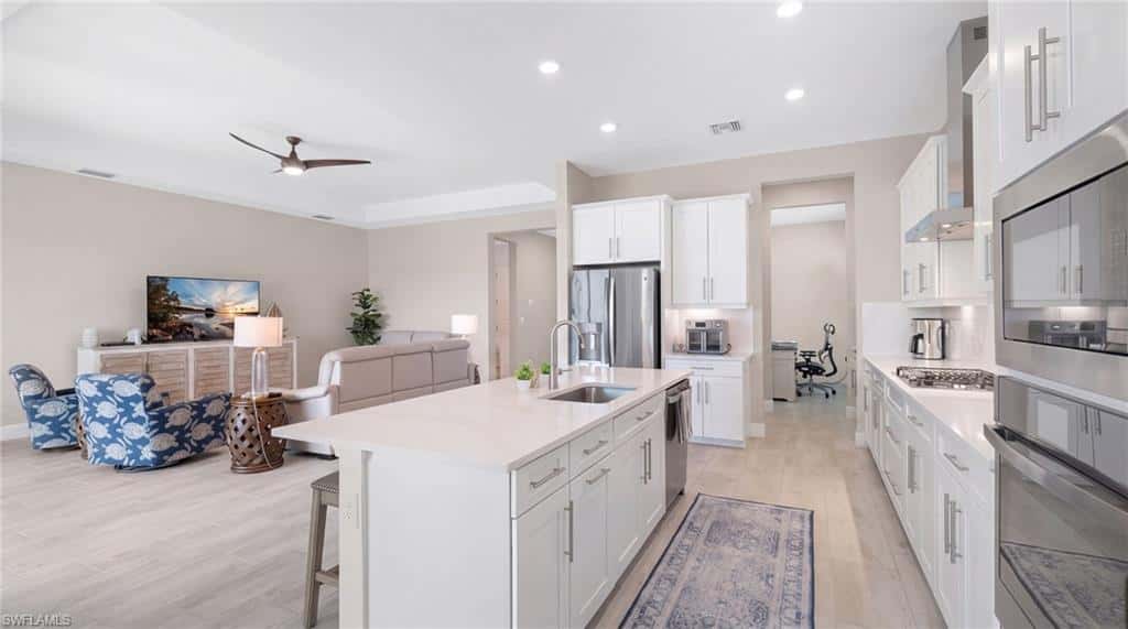 13682 Blue Bay Cir, Fort Myers, photo 11