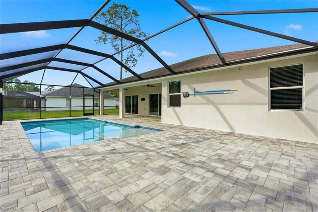 1116 Thompson Ave, Lehigh Acres, photo 43