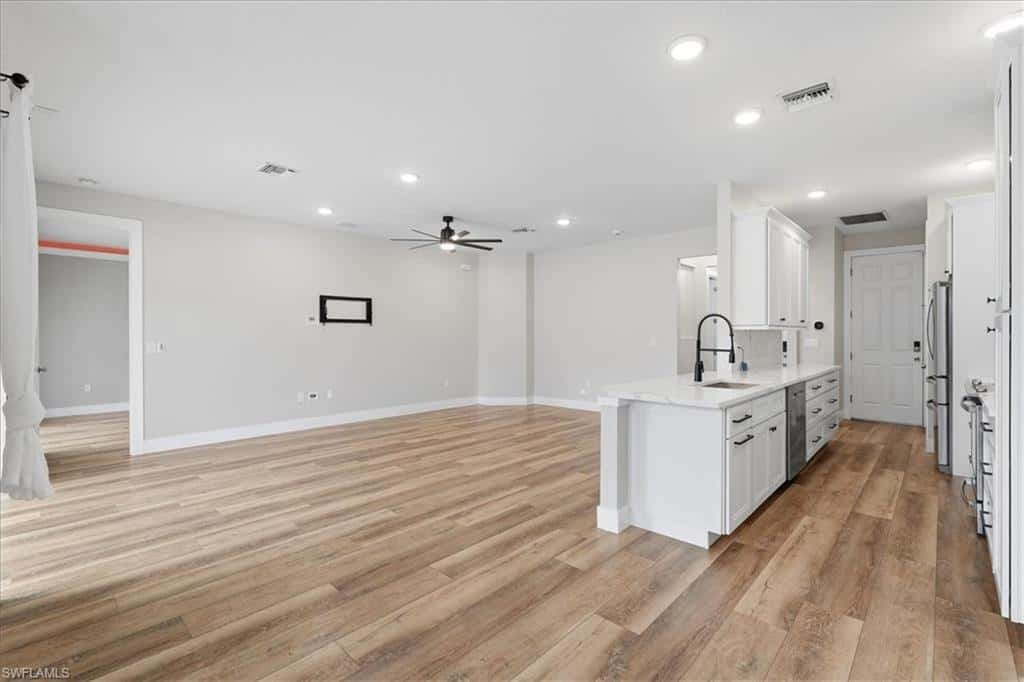 1116 Thompson Ave, Lehigh Acres, photo 18