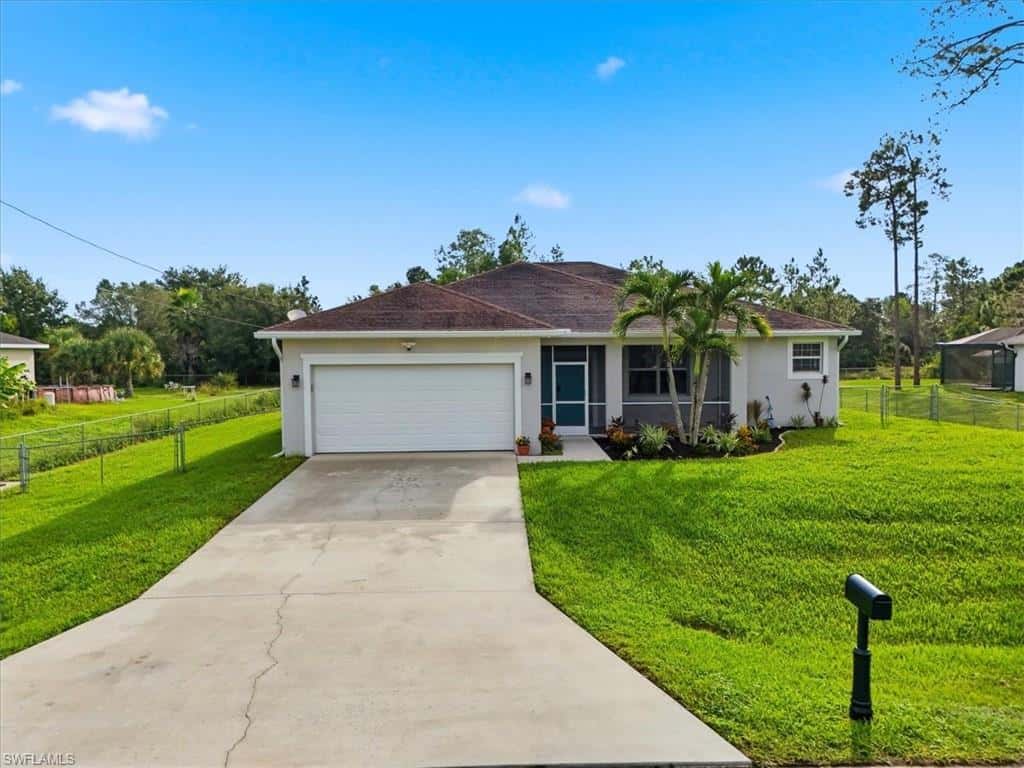 1116 Thompson Ave, Lehigh Acres, photo 50