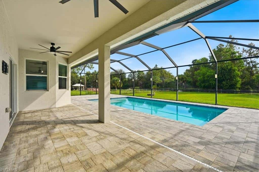 1116 Thompson Ave, Lehigh Acres, photo 40