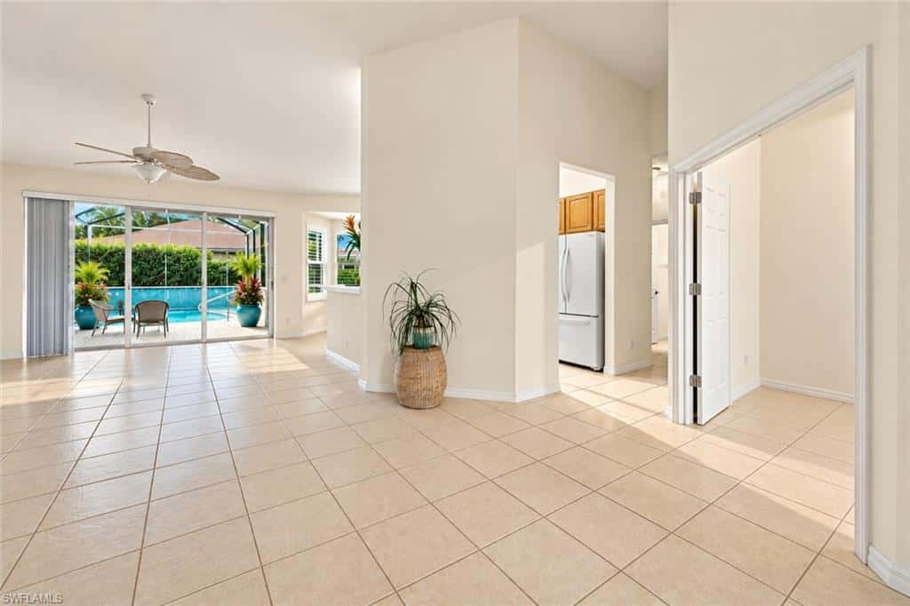 3899 Aurora Ct, Naples, photo 15