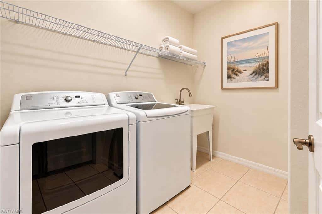 3899 Aurora Ct, Naples, photo 31