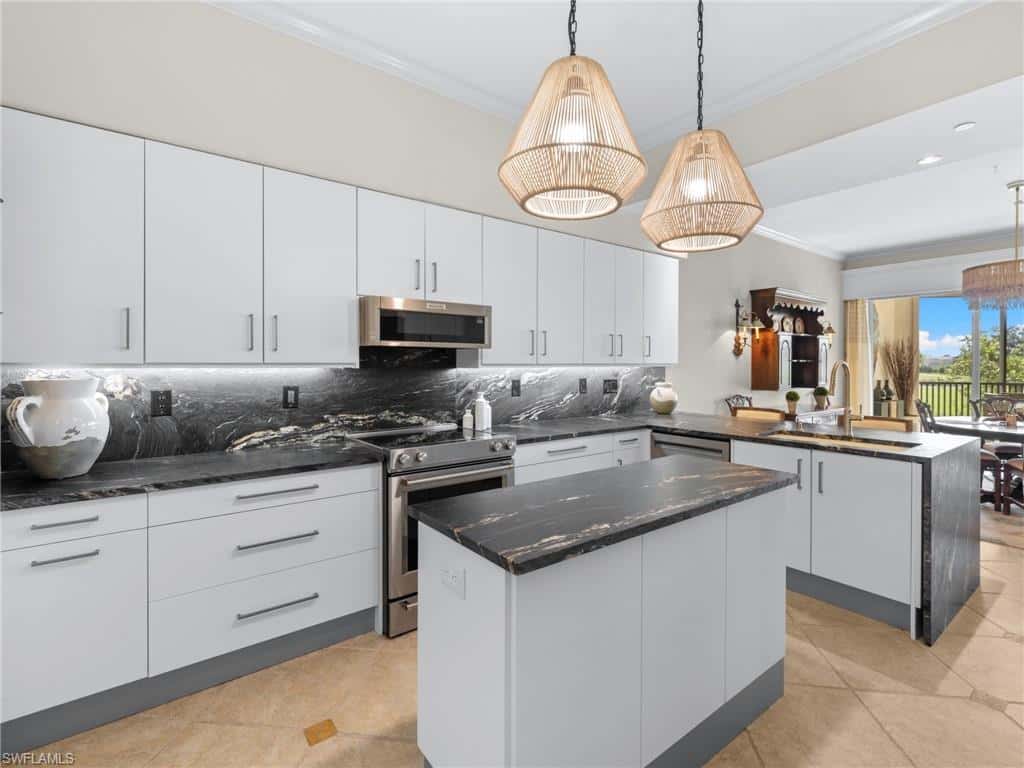 560 El Camino Real #1102, Naples, photo 12