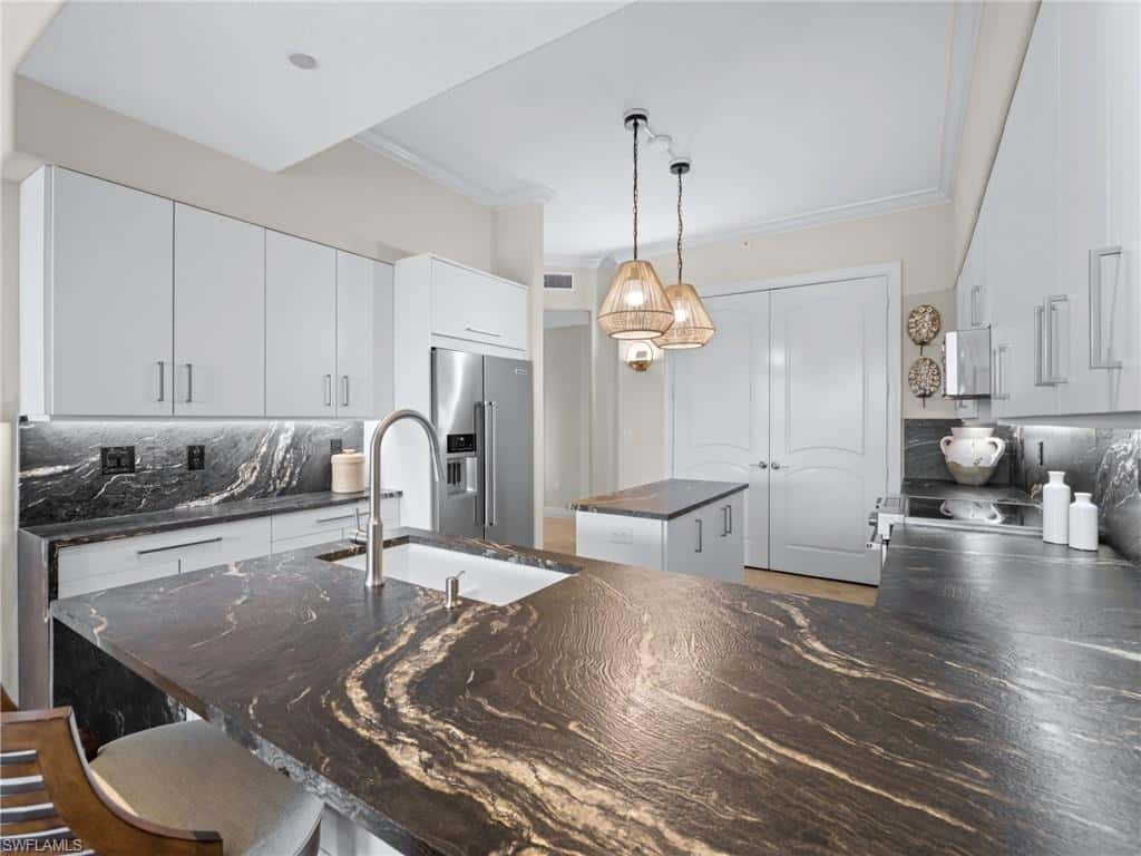 560 El Camino Real #1102, Naples, photo 8